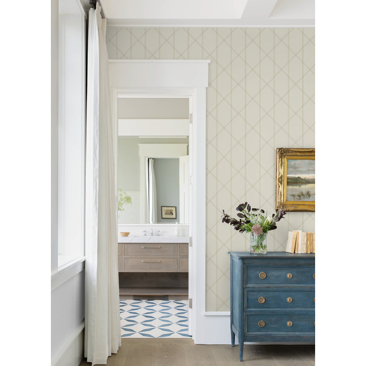 Cream and Gold Geometric Non-Woven Wallpaper Roll