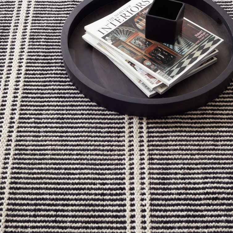 Malta Reversible Black and Ivory Stripe Wool 8' x 10' Area Rug