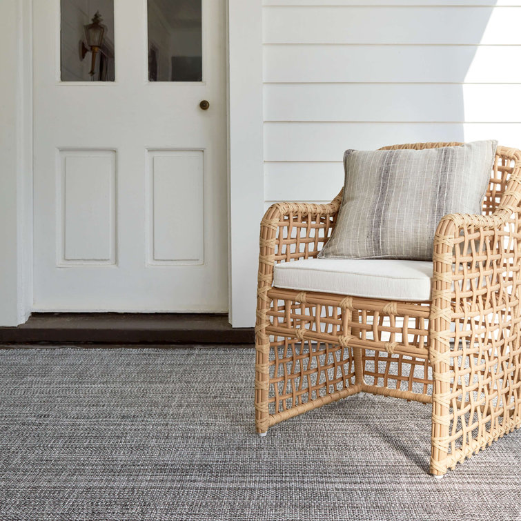 Brawny Beauty 10' x 14' Black Handwoven Easy-Care Rug