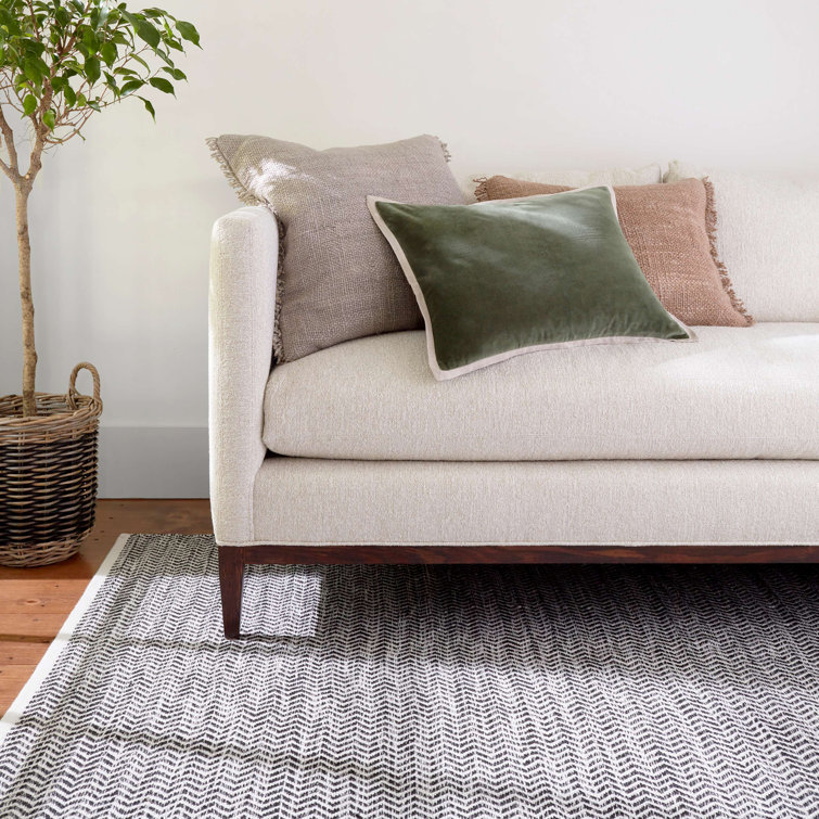 Eco-Friendly Black & White Herringbone Handwoven Synthetic Rug 5' x 8'