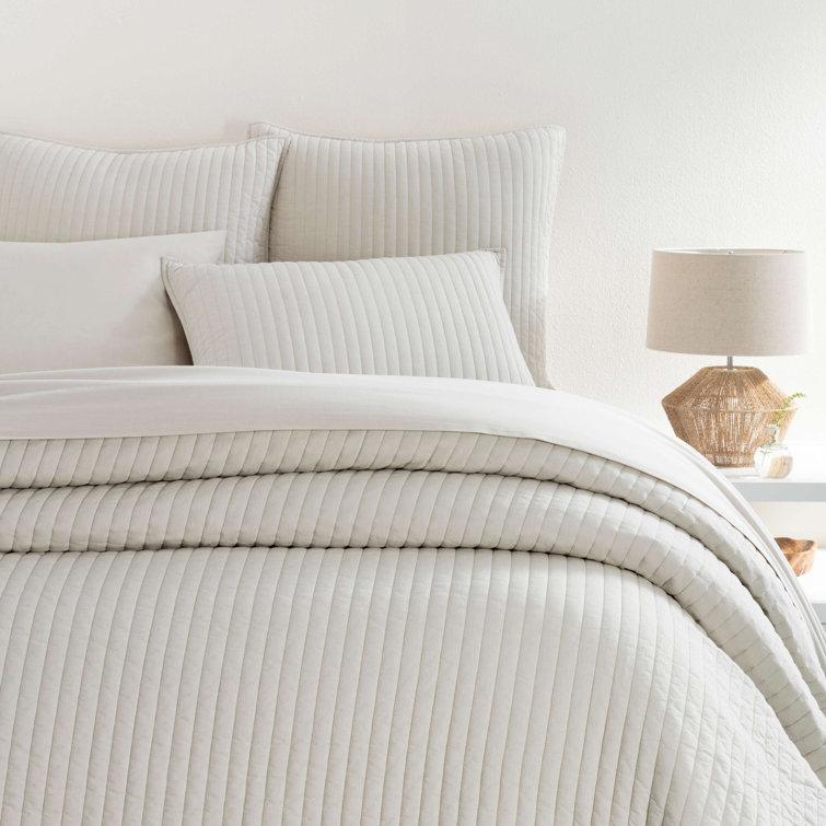 Natural Cotton Twin Reversible Quilt with Down Alternative