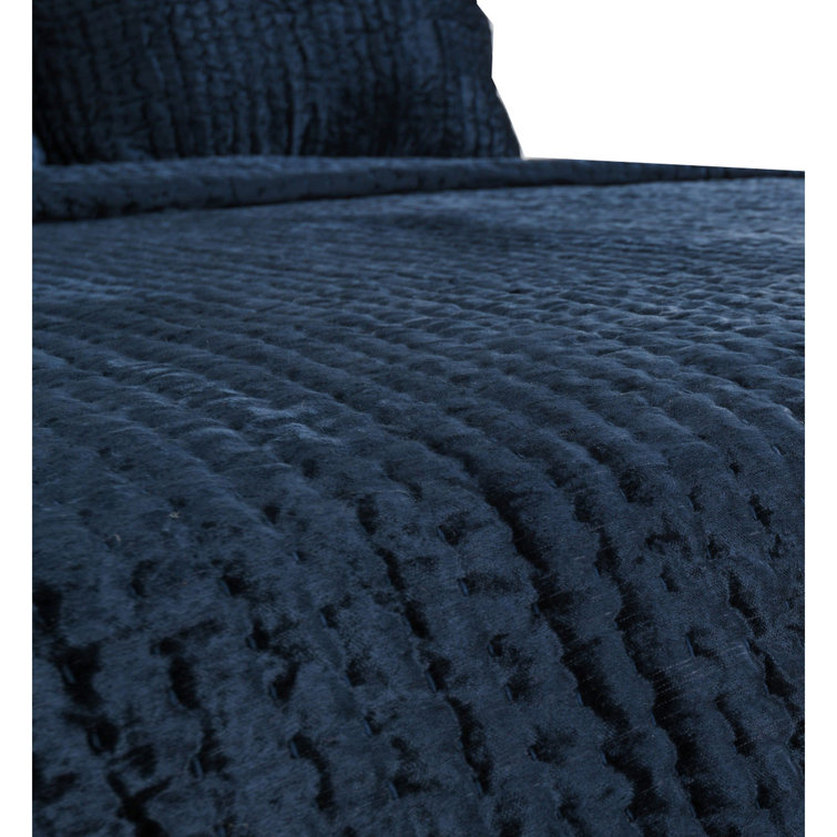 Ocean Blue Velvet King Quilt with Cotton Sateen Back