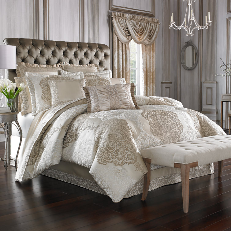 California King Ivory and Gold Damask Comforter Set