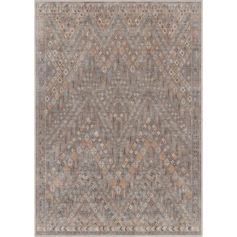 Vintage Tribal Chevron Soft Gray Chenille 5' x 7' Area Rug