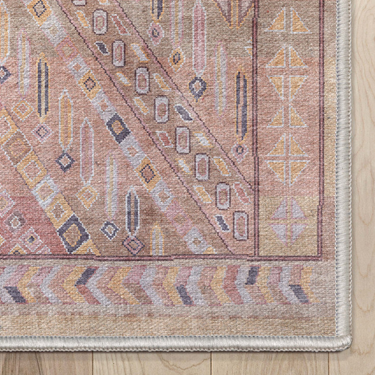 Tribal Chevron Red & Beige 5' x 7' Flat-Woven Chenille Rug