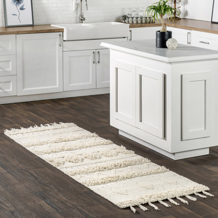 Ivory Hand-Tufted Wool Runner Rug with Tassels