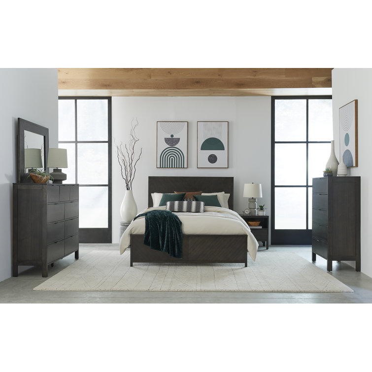 Walnut Brown Queen Panel Bed with Headboard