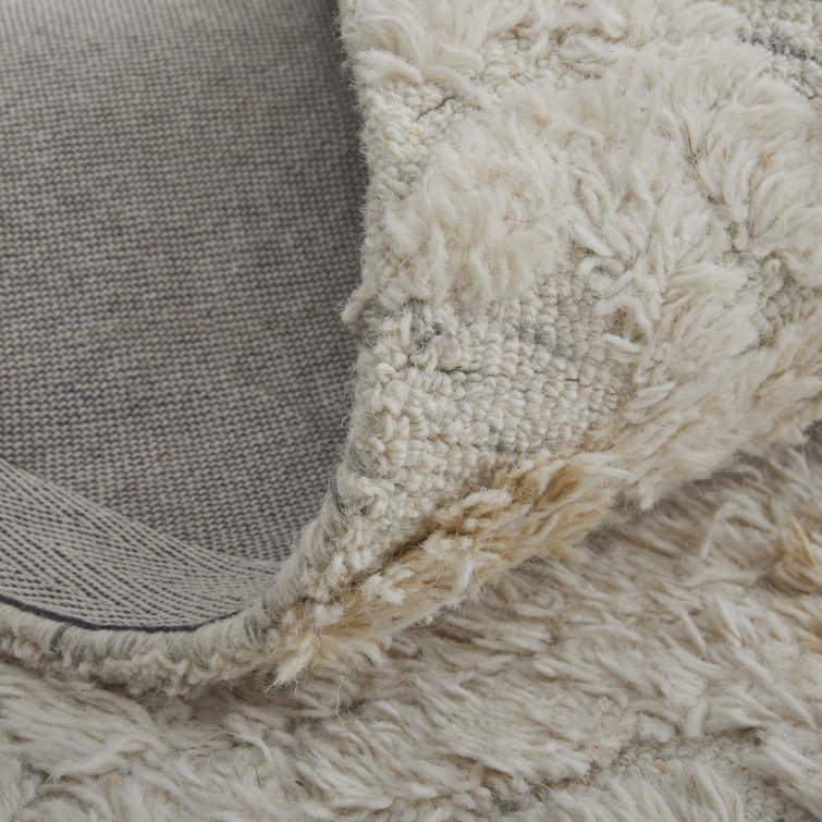 Nomadic Diamond Pale Blue Hand-Tufted Wool Area Rug - 2' x 3'