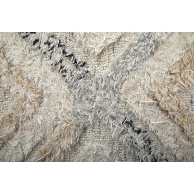 Nomadic Diamond Pale Blue Hand-Tufted Wool Area Rug - 2' x 3'