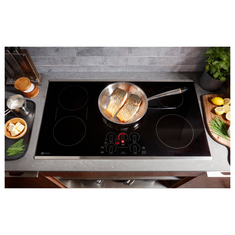 Black 30" Induction Cooktop with Touch Control and 4 Burners