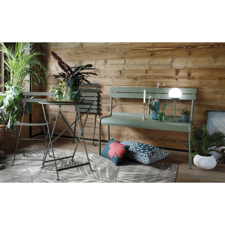 Nutmeg Round Metal Folding Bistro Table, 24"