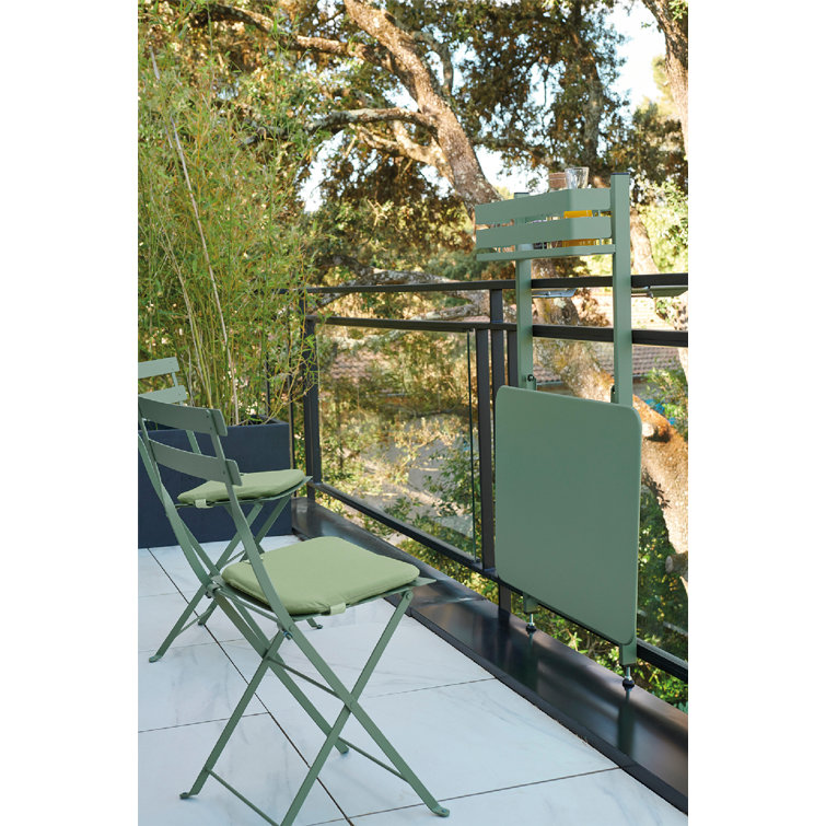 Gingerbread Steel Foldable Bistro Chair Set