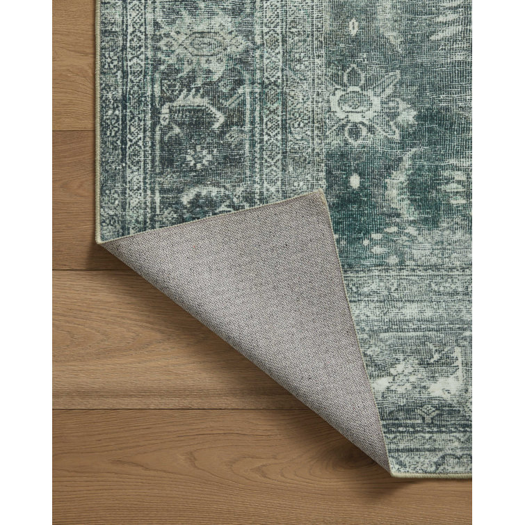Elegant Washable Blue Wool-Blend 5' x 7' Area Rug