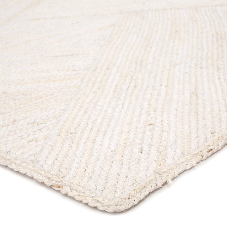 Handmade Rectangular Off-White Geometric Viscose Area Rug 4' x 6'