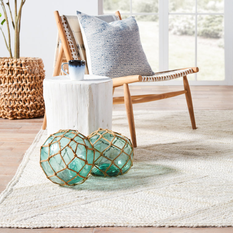Handmade Rectangular Off-White Geometric Viscose Area Rug 4' x 6'