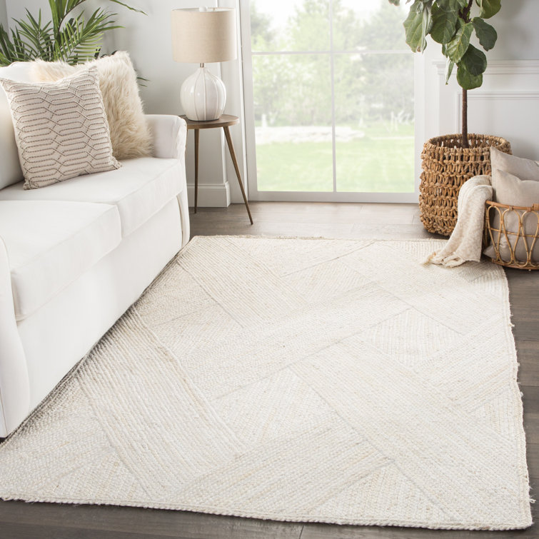 Handmade Rectangular Off-White Geometric Viscose Area Rug 4' x 6'