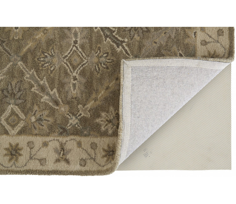 Hand-Tufted Green and Beige Wool 8' x 11' Area Rug