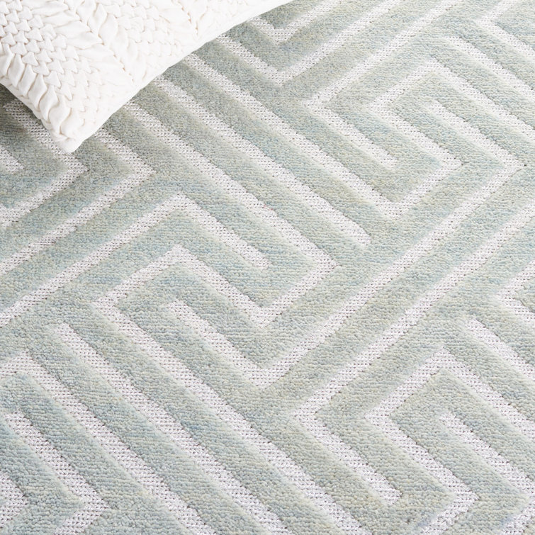 Santa Fe Light Grey Hand-Knotted Wool Area Rug 6' x 9'
