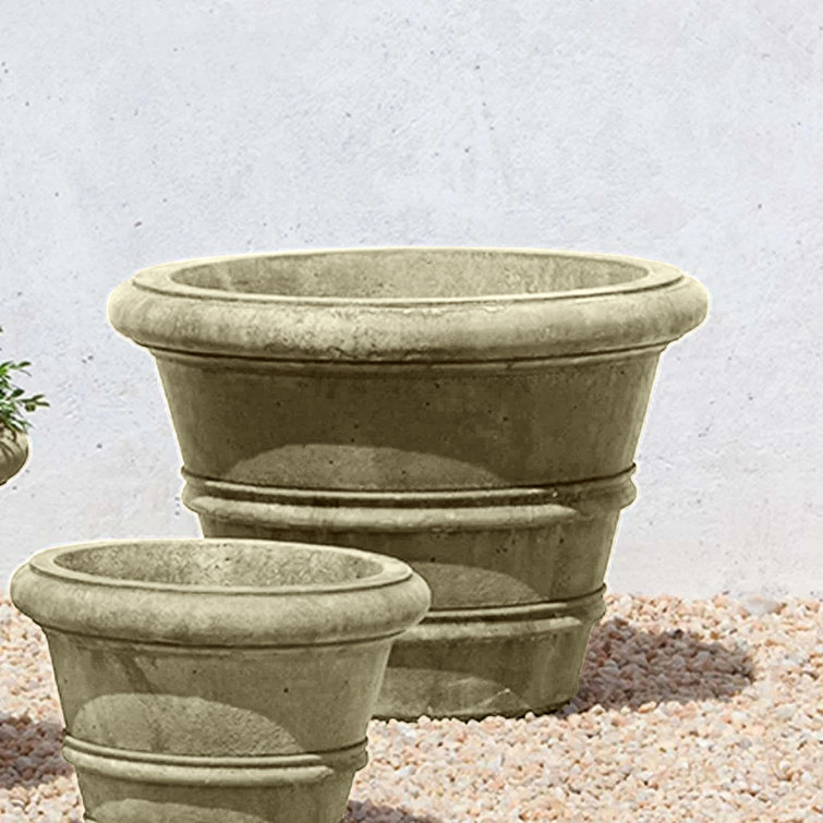 English Moss Cast Stone Rolled Rim Outdoor Planter, 31.5" Wide