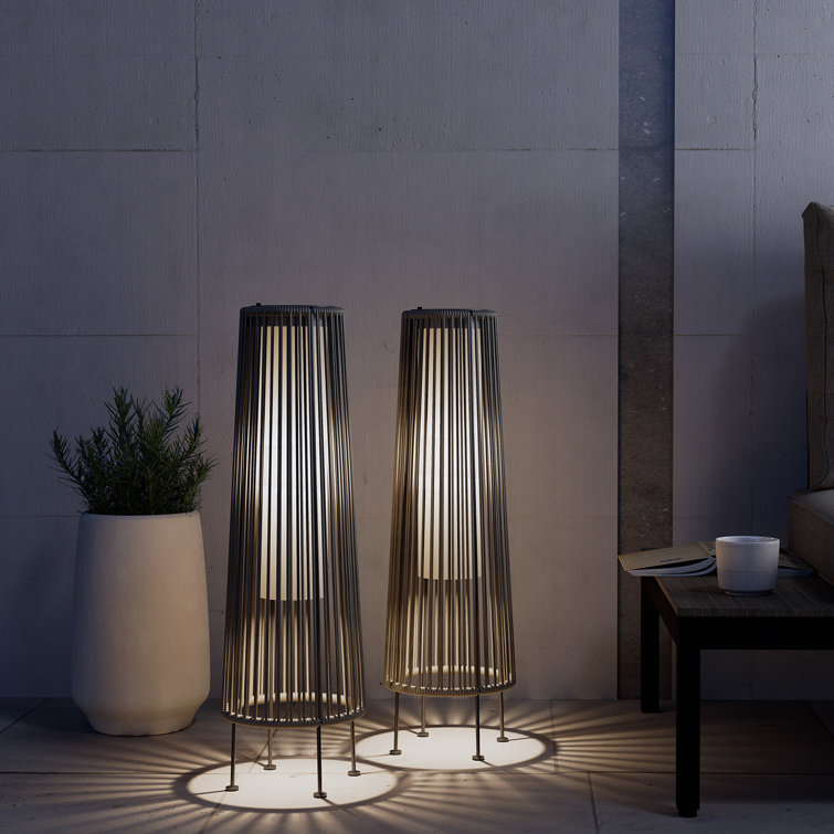 Light Brown Wicker Solar Floor Lamps with LED, 2-Pack