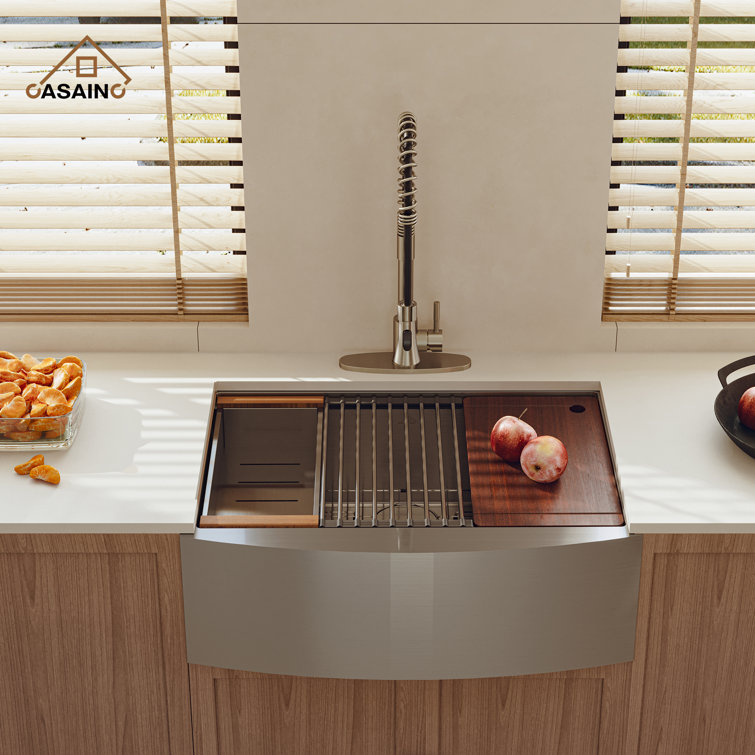 33" Stainless Steel Single Bowl Farmhouse Kitchen Sink with Accessories
