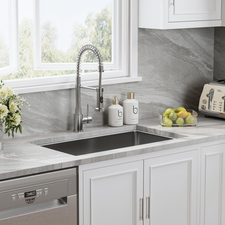 Elaina 32" Single Bowl Stainless Steel Kitchen Sink with Grid and Strainer