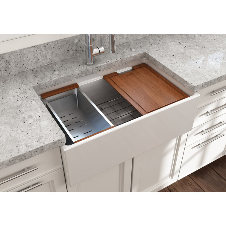 White 30'' Farmhouse Apron-Front Fireclay Single Bowl Kitchen Sink