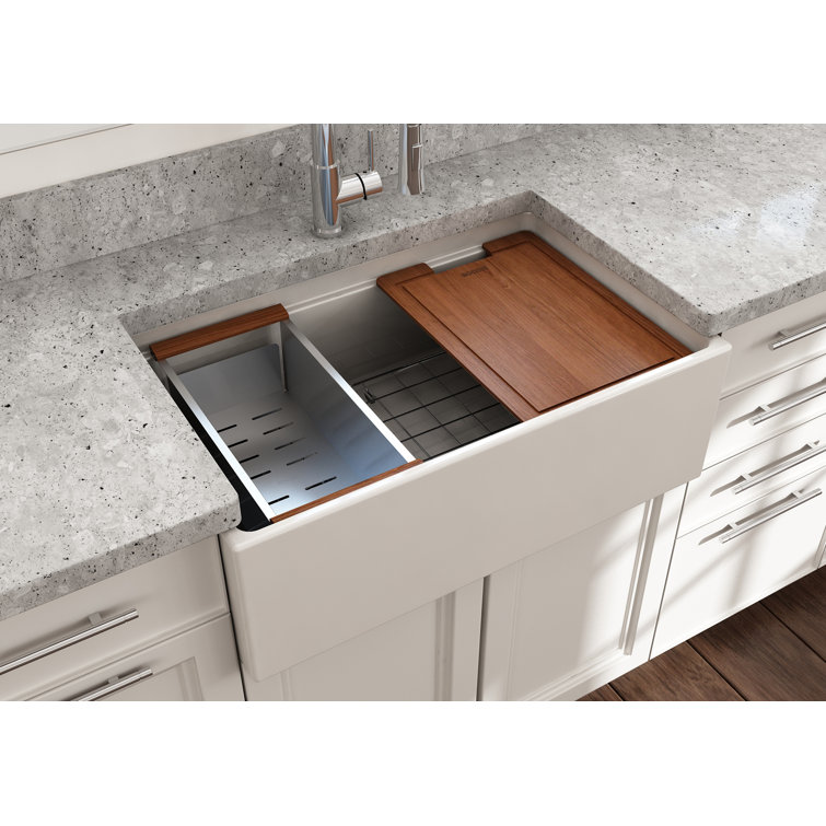 White 30'' Farmhouse Apron-Front Fireclay Single Bowl Kitchen Sink