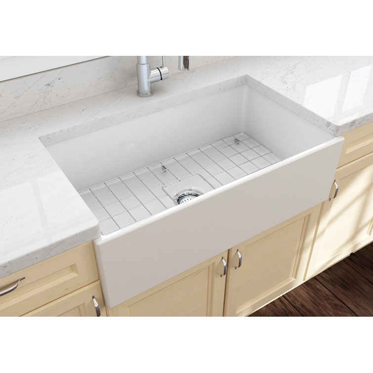 White Fireclay Farmhouse Apron Front 33'' Single Bowl Kitchen Sink