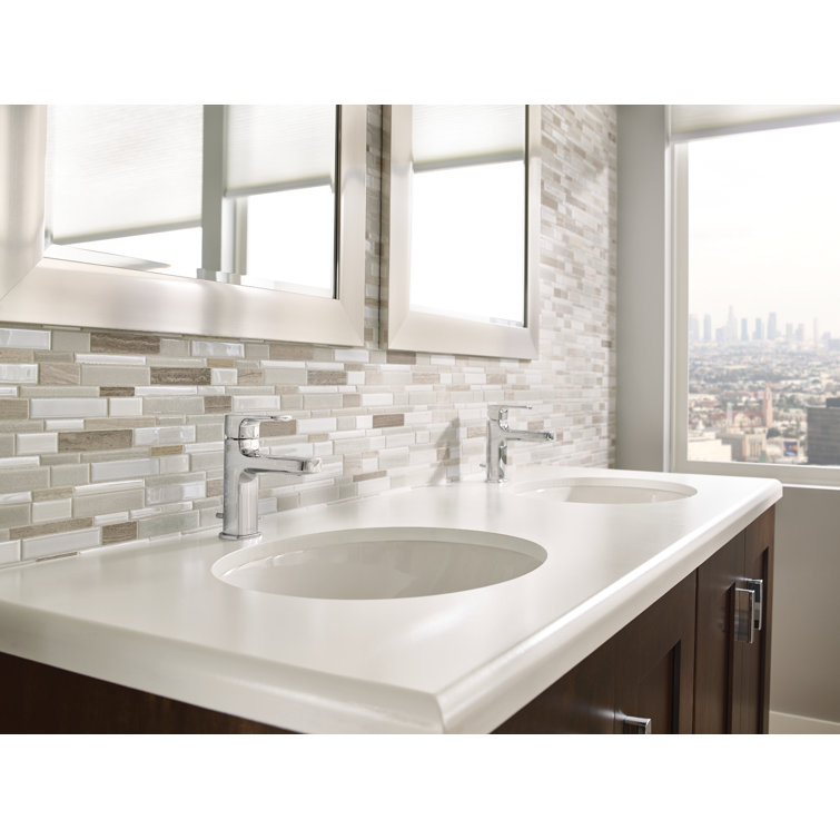 Chrome Single Handle Modern Bathroom Faucet with Drain Assembly