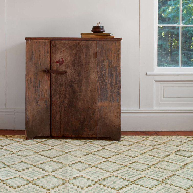 Handmade Green and Beige Wool Tufted 8' x 10' Rug