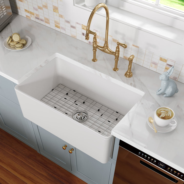 Hadley 30" White Fireclay Farmhouse Kitchen Sink