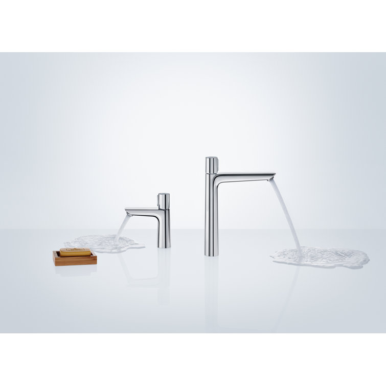 Brushed Nickel Modern Single Hole Bathroom Faucet