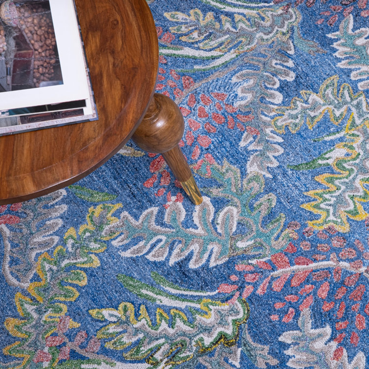 Blue Hand-Tufted Synthetic Floral 8' x 10' Rug