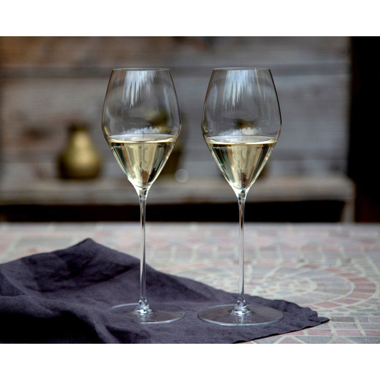 Elegant Clear Glass Wine Goblets Set of 2