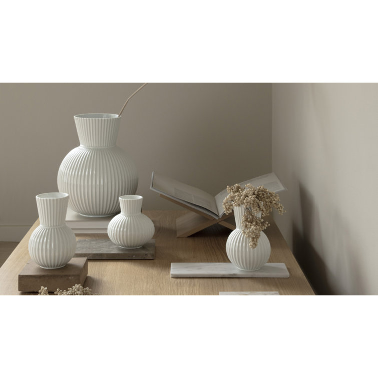 White Porcelain Ribbed Decorative Table Vase, 7.1 Inches
