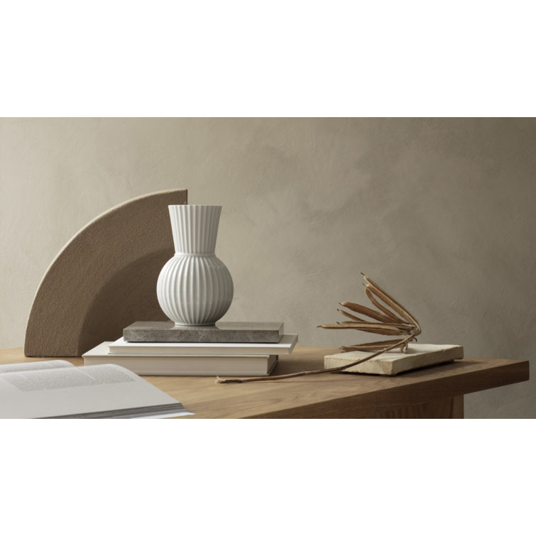 White Porcelain Ribbed Decorative Table Vase, 7.1 Inches