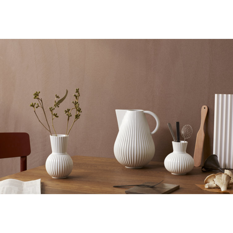 White Porcelain Ribbed Decorative Table Vase, 7.1 Inches