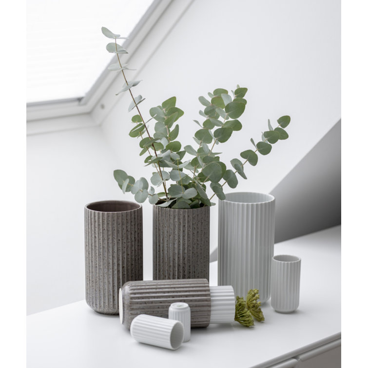 White Fluted Porcelain Decorative Table Vase