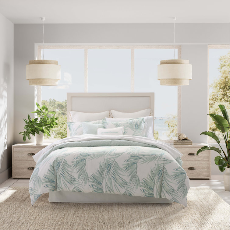 Ivory and Green Cotton King Reversible Comforter Set