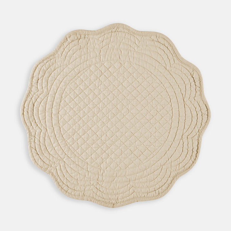 Flax Cotton Quilted Round Scalloped Edge Placemat Set