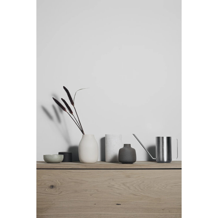 Elegant Bouquet Metal Table Vase in Dark Gray, Round Shape