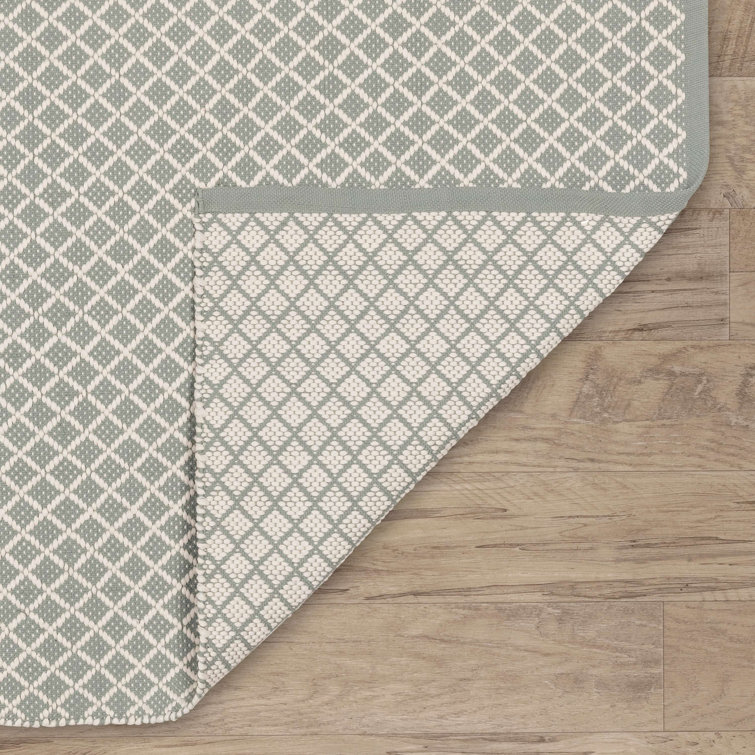 Blue Trellis Handwoven Synthetic Indoor/Outdoor Rug
