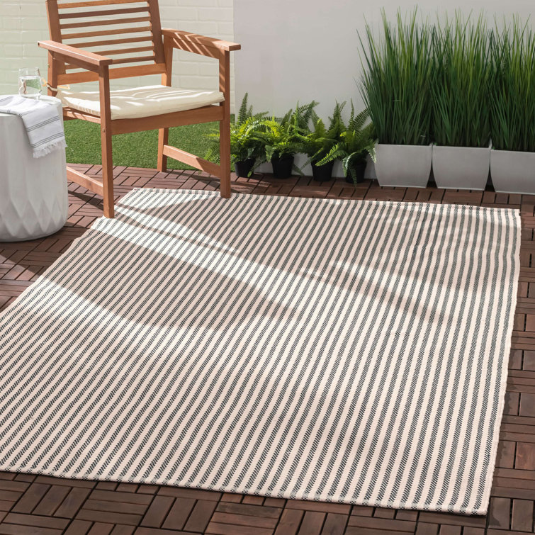 Navy and Ivory Striped Synthetic 4' x 6' Rug