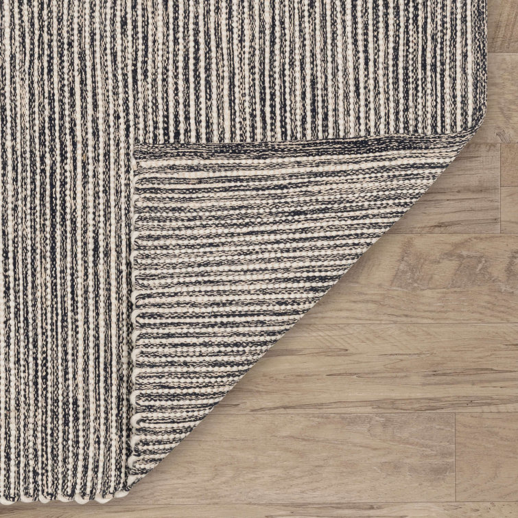 Gray Handwoven Synthetic Indoor/Outdoor 8' x 10' Rug