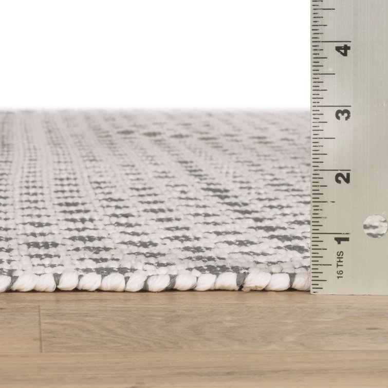 Gold Geometric Flat Woven Synthetic Rug 5' x 8'