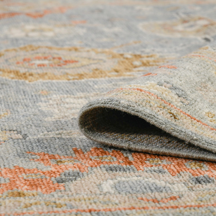 Gray Hand-Knotted Wool Floral 10' x 14' Area Rug