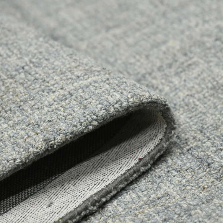 Hand-Tufted Elegance Wool Area Rug in Light Blue, 7'6" x 9'6"