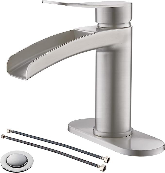 Brushed Nickel Single Handle Bathroom Faucet with Metal Drain Assembly