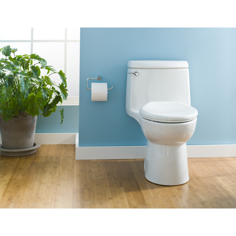 Champion 4 White Vitreous China Elongated Two-Piece Toilet